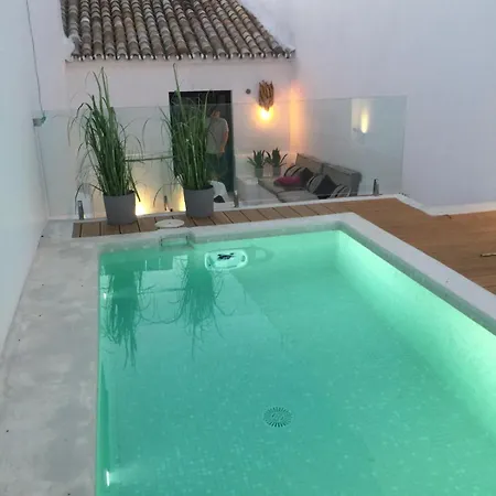 Holiday home Unique Townhouse With Rooftop Pool *